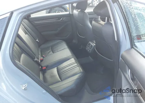 2022 Honda Accord Hybrid Touring z USA, uszkodzony, nr VIN 1HGCV3F9XNA003111